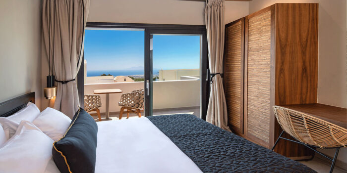 Uma Ray Suites Santorini
