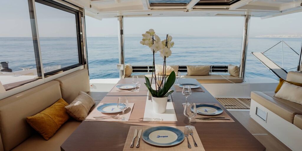 Bali 4.8 dining area