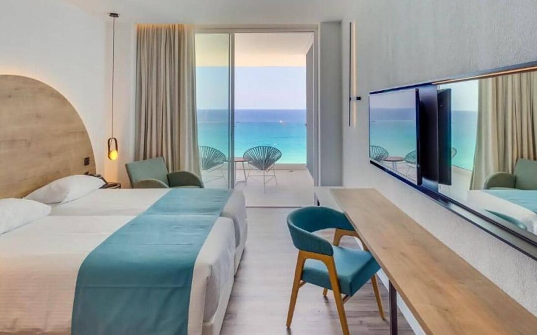 Flamingo Paradise Beach Hotel