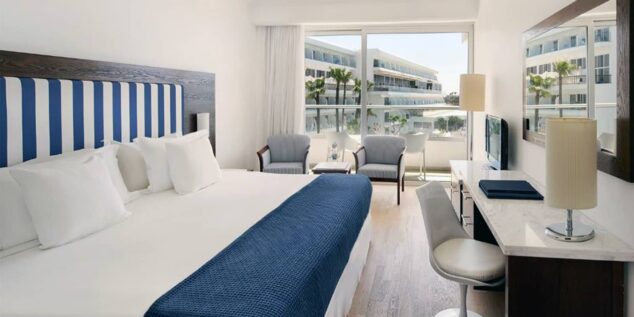 Grecian Sands Grecian Sands