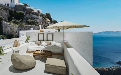 Living Theros Luxury Suites