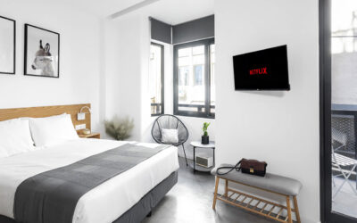 Melo Athens (από 150€)