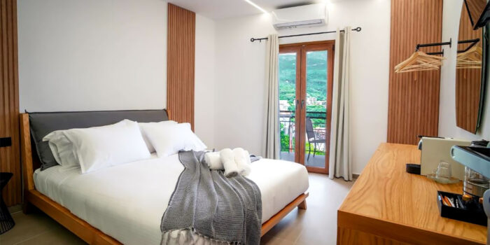 Omnia Deluxe Rooms Omnia Deluxe Rooms