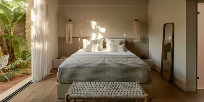 Poesia Suites