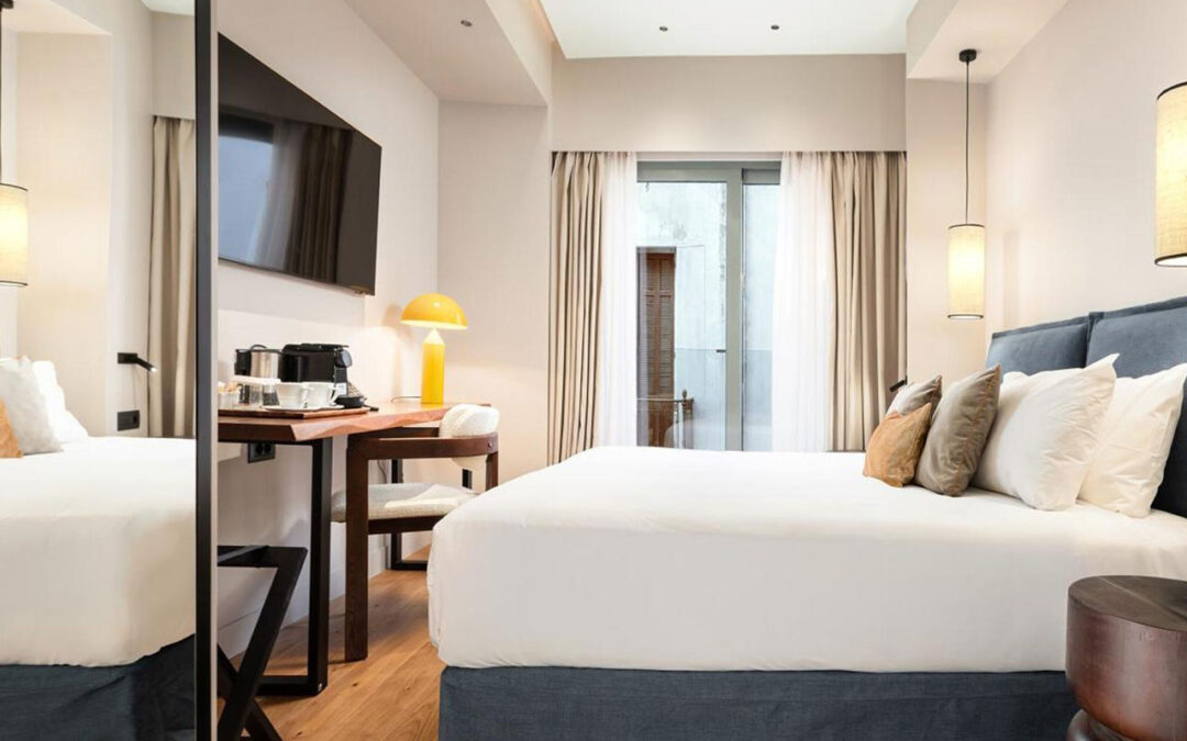 The Residence Aiolou Athens (4.5/5)